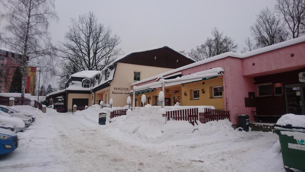 Pension Rybarska Basta ยาโบลเนช นัด นิโซ ภายนอก รูปภาพ